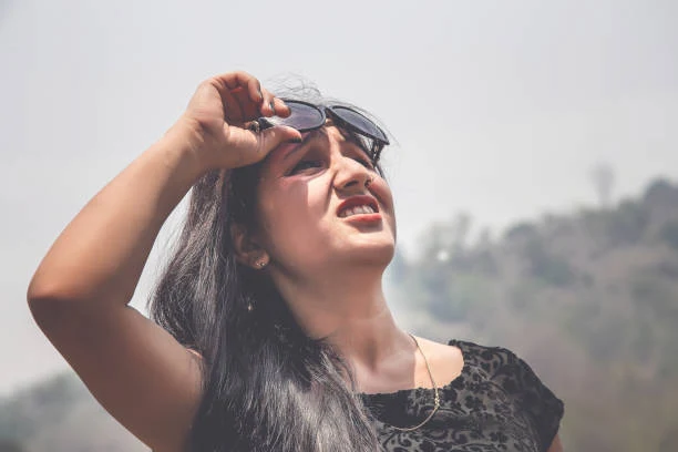 Exploring the Vibrant Energy of KARIZMA by Guru Randhawa ft. Renuka Panwar