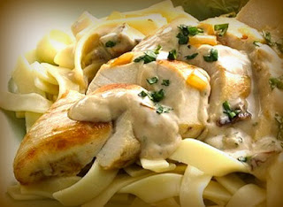 Pollo al horno con fetuccini