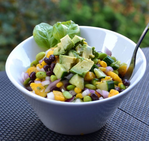 Edamame & Mango Salad #salad #sidedish