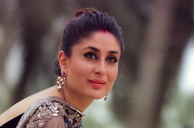 Kareena Kapoor Hot in Saree Image