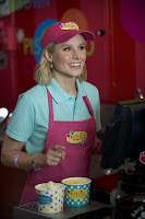 How to be a Latin Lover Kristen Bell Image 1 (35)