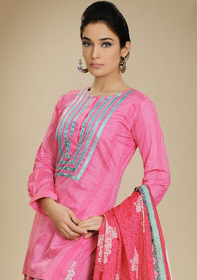 New Collection Of Pakistani Dresses 2011
