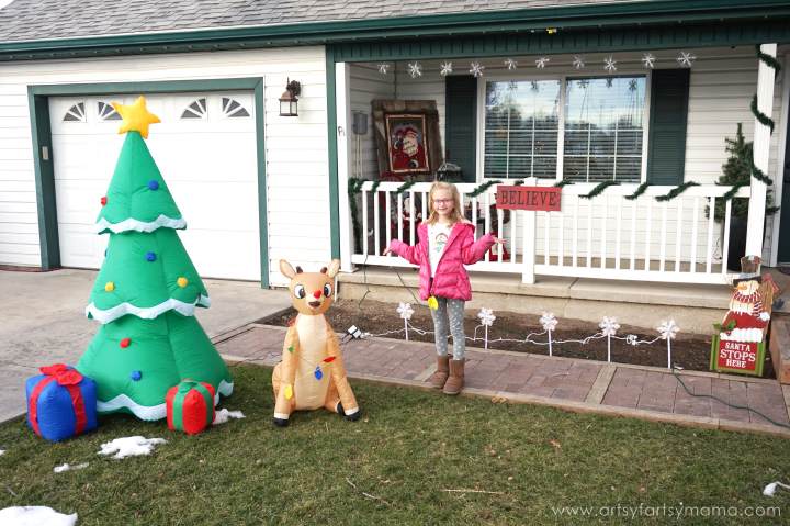 “Elf the Yard” with At Home Stores #MyReason #AtHomeStores