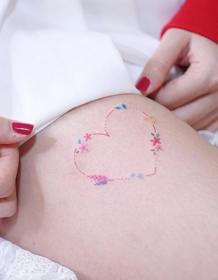 Mini tatuajes para mujeres de más de 40