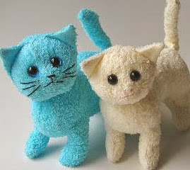 http://manualidadesreciclables.com/4906/molde-para-hacer-un-gato-de-peluche