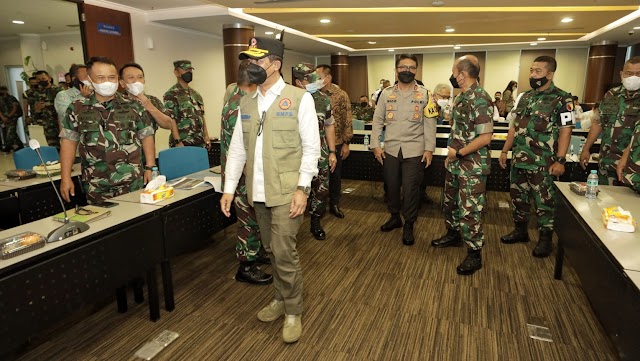 Forkopimda Jatim dan Kepala BNPB gelar rapat kordinasi Kesiapan Penanganan Pelaku Perjalanan Luar Negeri di Bandara Juanda