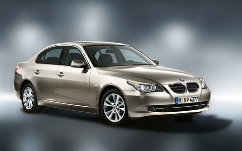 BMW 5 Series 2011 in action