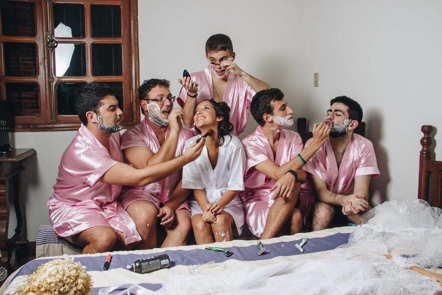 This Computer Engineer Did Not Have Any Girlfriends, So She Invited Her Bros To Her Bridal Photoshoot (Pictures)