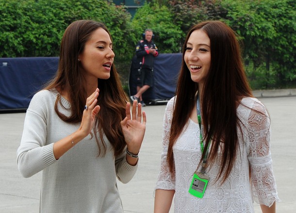 Jessica Michibata and her younger sister Angelica in Chinese GP