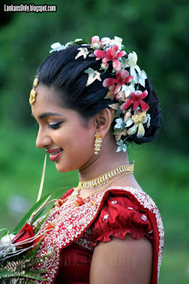  Srilankan Actress Chamalsha Dewmini Sexy Bridal  photos
