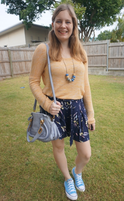 mustard knit with navy printed culotte shorts, converse, chloe small periwinkle paraty bag | awayfromblue