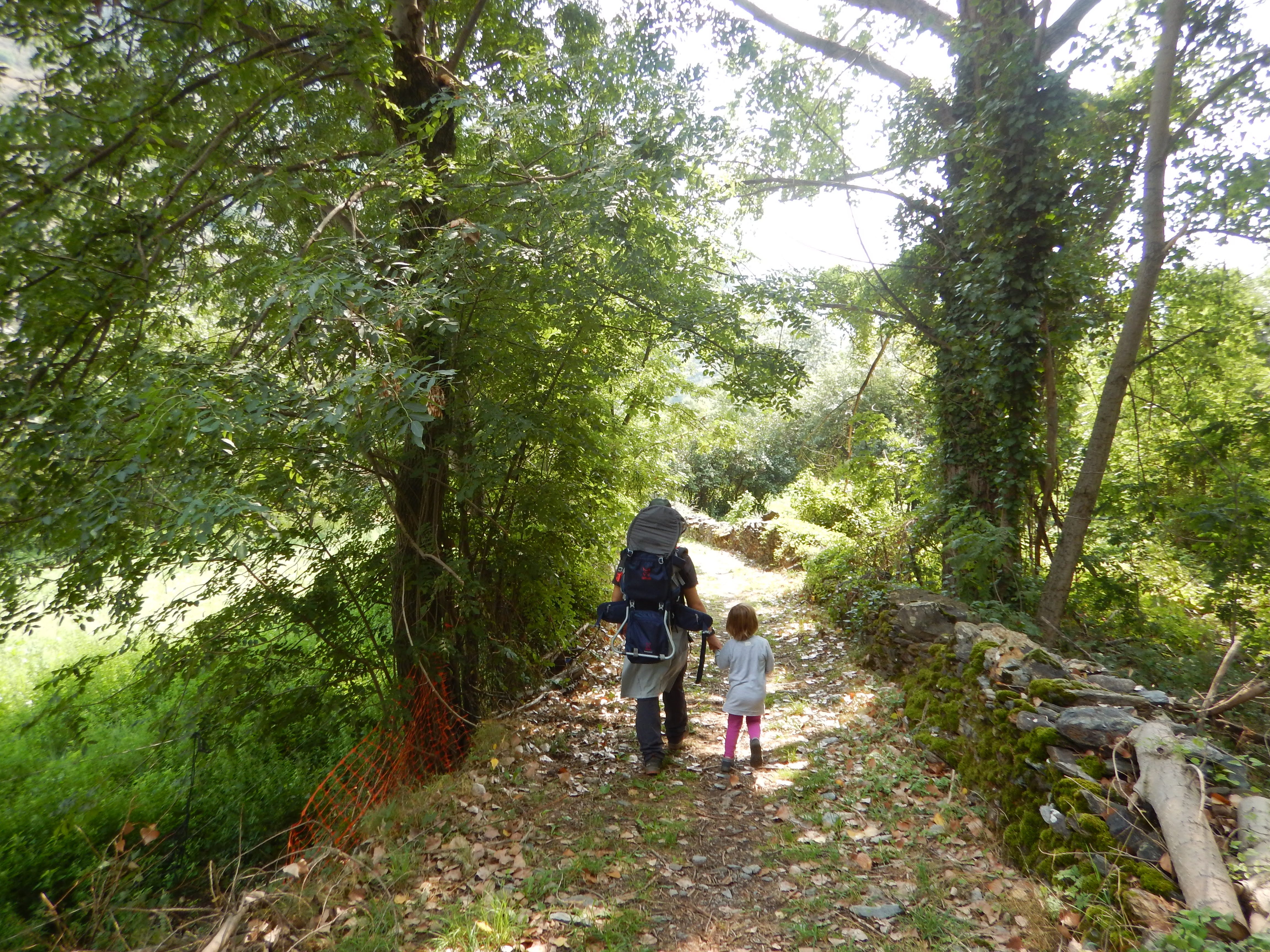 Sendero de bajada a Borén