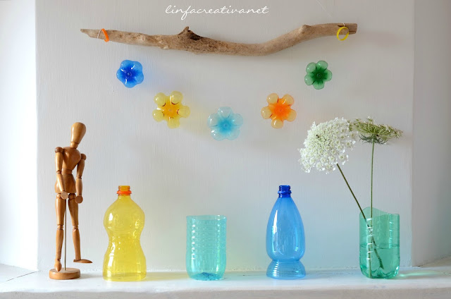 upcycle and home decor: garland made with the bases of plastic bottles