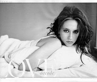 Jennifer Love Hewitt Photoshoot Pictures