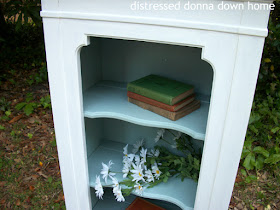 bookshelf makeover, Americana Decor Chalky Finish paint