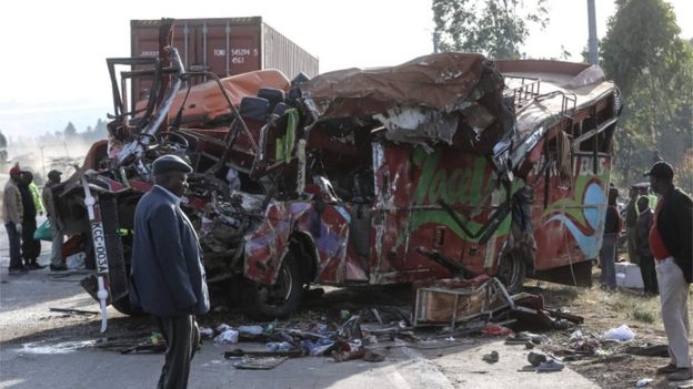 Puluhan Orang Tewas Dalam Kecelakaan Bus Dan Truk di Kenya