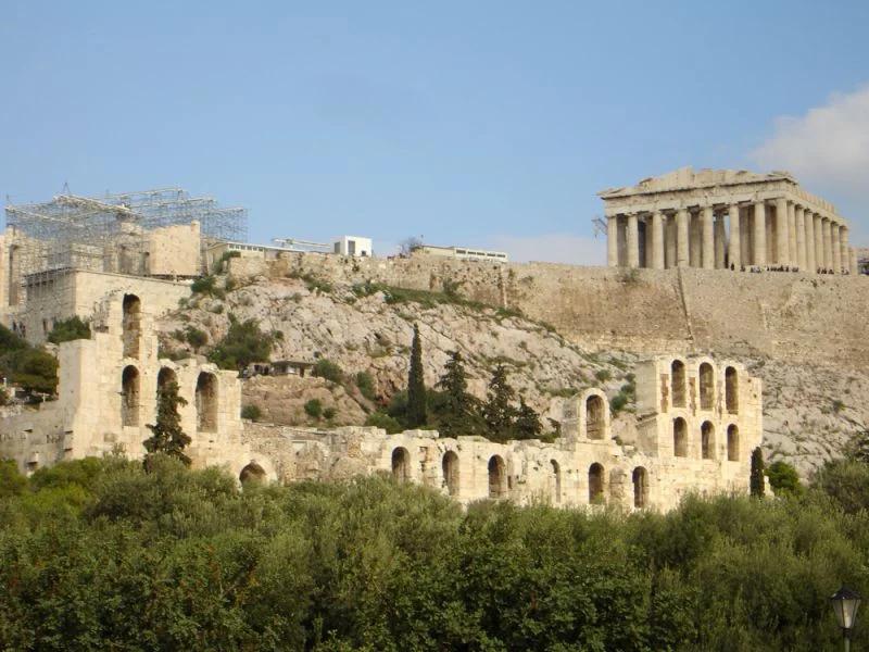 ΥΔΑΤΙΝΟΙ ΘΕΟΙ ΣΤΑ ΕΓΚΑΤΑ ΤΗΣ ΑΤΤΙΚΗΣ