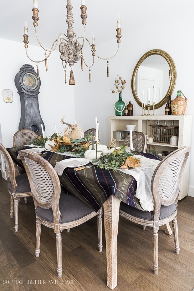 velvet-pumpkin-centrepiece-101