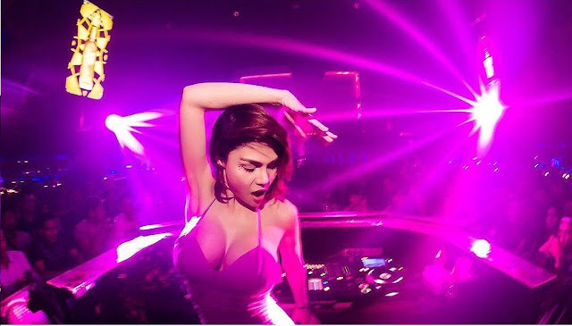 10 DJ Seksi Jamin Bikin Jantung Jedag-Jedug