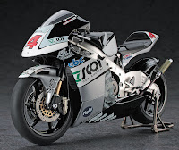 Hasegawa 1/12 Honda RS250RW '2009 WGP250 CHAMPION' (BK1) Color Guide & Paint Conversion Chart