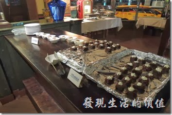 台北-佩斯坦咖啡館