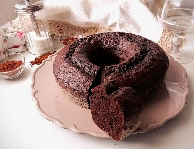 torta al cioccolato, ciambella al cioccolato, dolci al cioccolato, cioccolato, dolci, ricette, ricette dolci, colazione, merenda, senza burro, yogurt