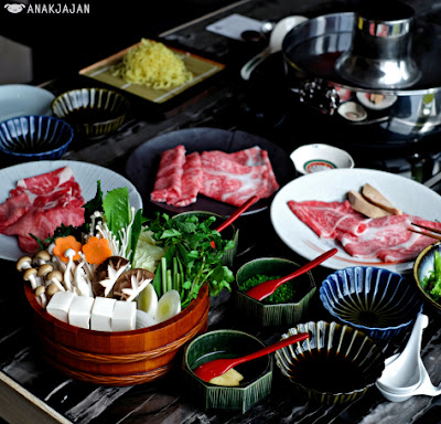 Makan Malam Di Shabu Gen Seolah Olah Sedang Berada DI Jepang