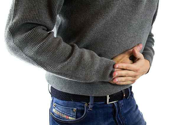 ما هو سبب التهاب القولون الغشائي الكاذب؟ تعرف على الأعراض وطرق العلاج