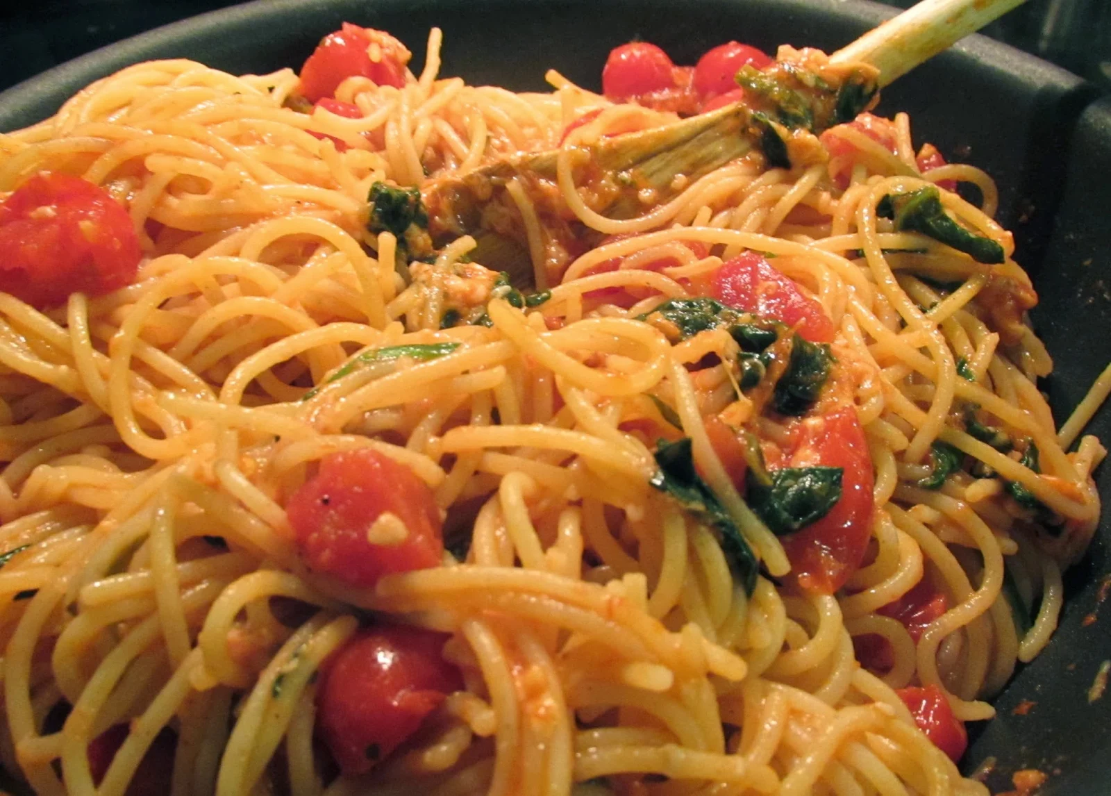 Successfully Gluten Free! : Spinach & Grape Tomato Pasta