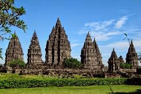 SEPULUH CANDI DAN KUIL PALING MENAKJUBKAN DI DUNIA