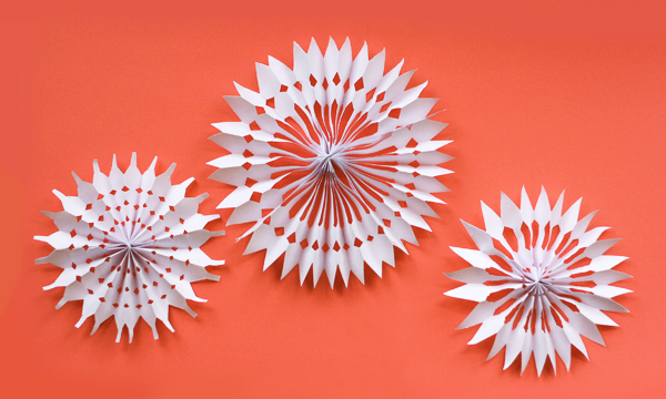 DIY paper snowflake decorations | How About Orange