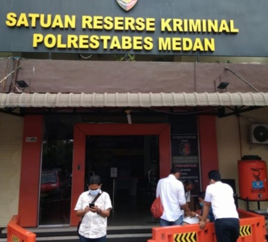 Polrestabes Medan Tangkap 5 Orang Pelaku Penyiram Air Keras Terhadap Jurnalis Di Medan