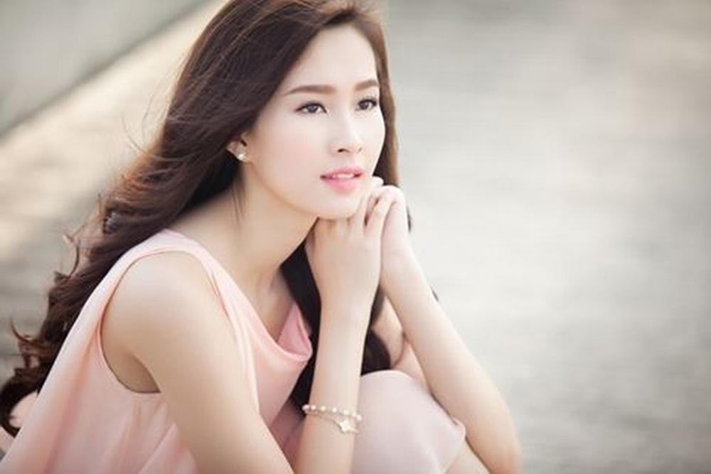 Viên uống sáng da toàn thân vien-uong-sang-da-toan-than-duoc-tin-dung-nhieu