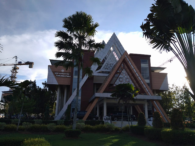 Bersama Untan Membangun Negeri. Bersama Untan Membangun Negeri. Bersama Untan Membangun Negeri.  Universitas Tanjungpura Pontianak. Universitas terbaik pontianak. 