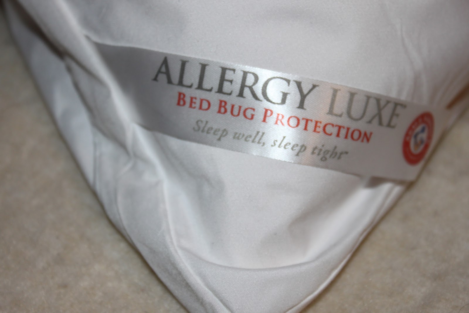 allergy luxe pillow protector