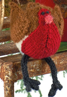 http://freecuteknit.com/wp-content/uploads/2013/01/knitted-robin-pattern.pdf