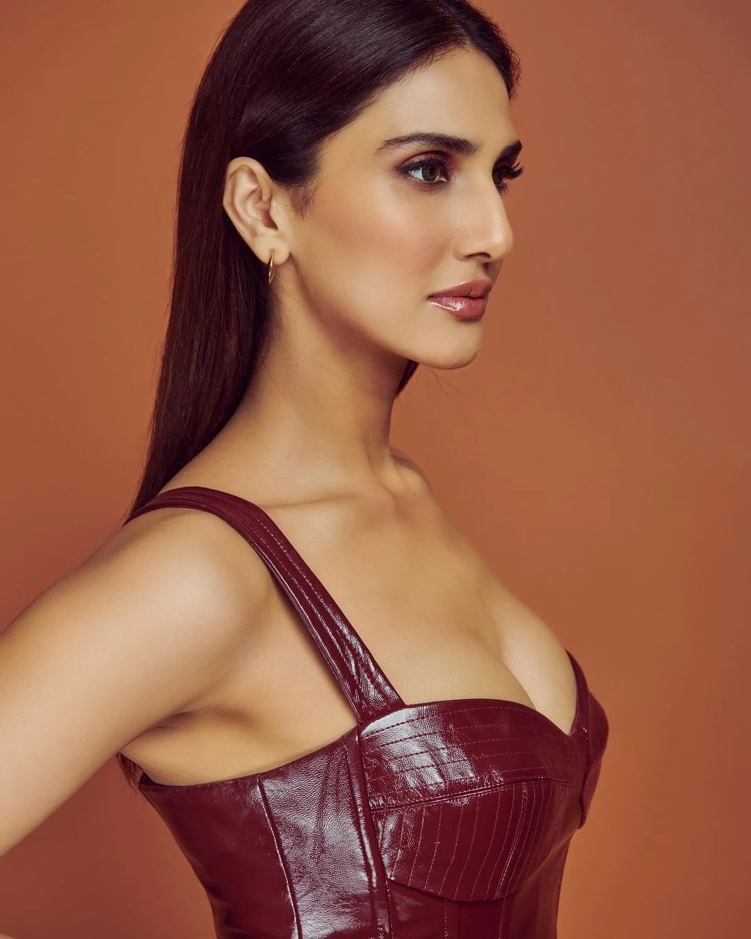 Vaani Kapoor latex dress cleavage