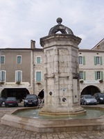2009.09.01-001 fontaine