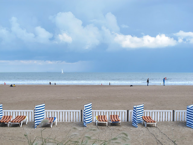 Oostende : water, lucht en zand...