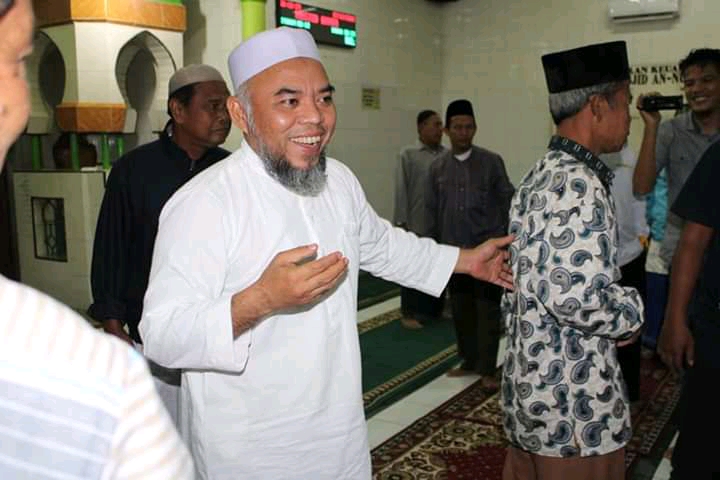 Bupati Labuhanbatu Lakukan Shalat Subuh Keliling di Mesjid An-Nur