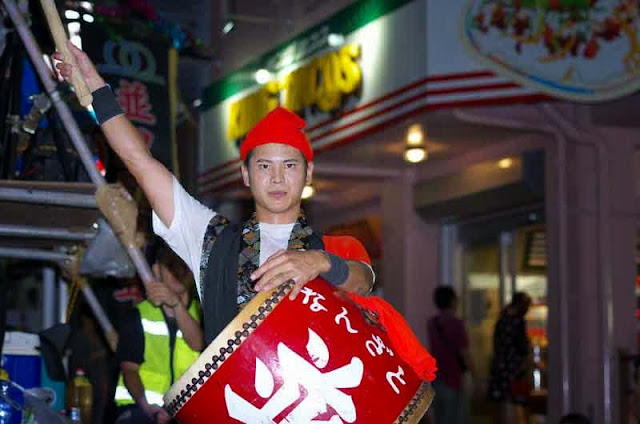 young men with large drums, Eisa dance