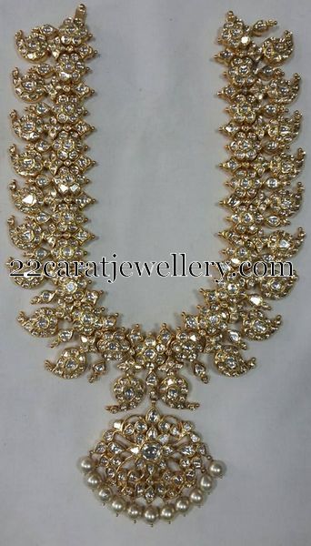 Sparkling Diamond Mango Necklace