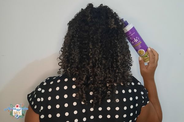 Resenha Creme Para Pentear Tô Belê Definição de Cachos