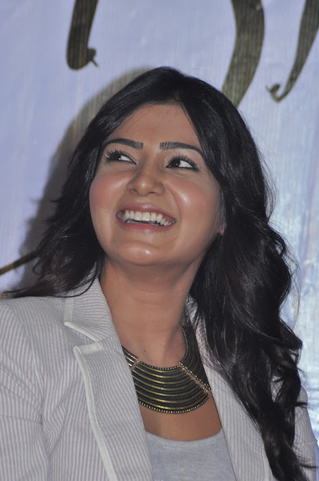 samantha new @ eega press meet photo gallery