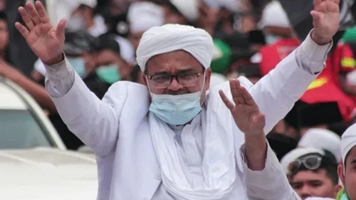 Habib Rizieq 'Kabur' dari Pintu Belakang RS Ummi Bogor, Netizen Singgung Cuitan Jokowi