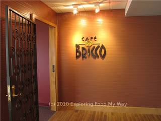 Entrance to Cafe Bricco