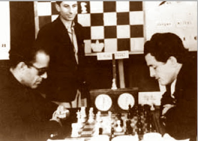 Partida de ajedrez Dr. Mena – Francisco J. Pérez, Sabadell 1945