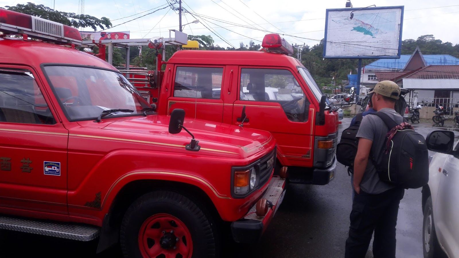 Pemko Gunungsitoli Terima Hibah 4 Unit Damkar Dan 1 Ambulance Dari