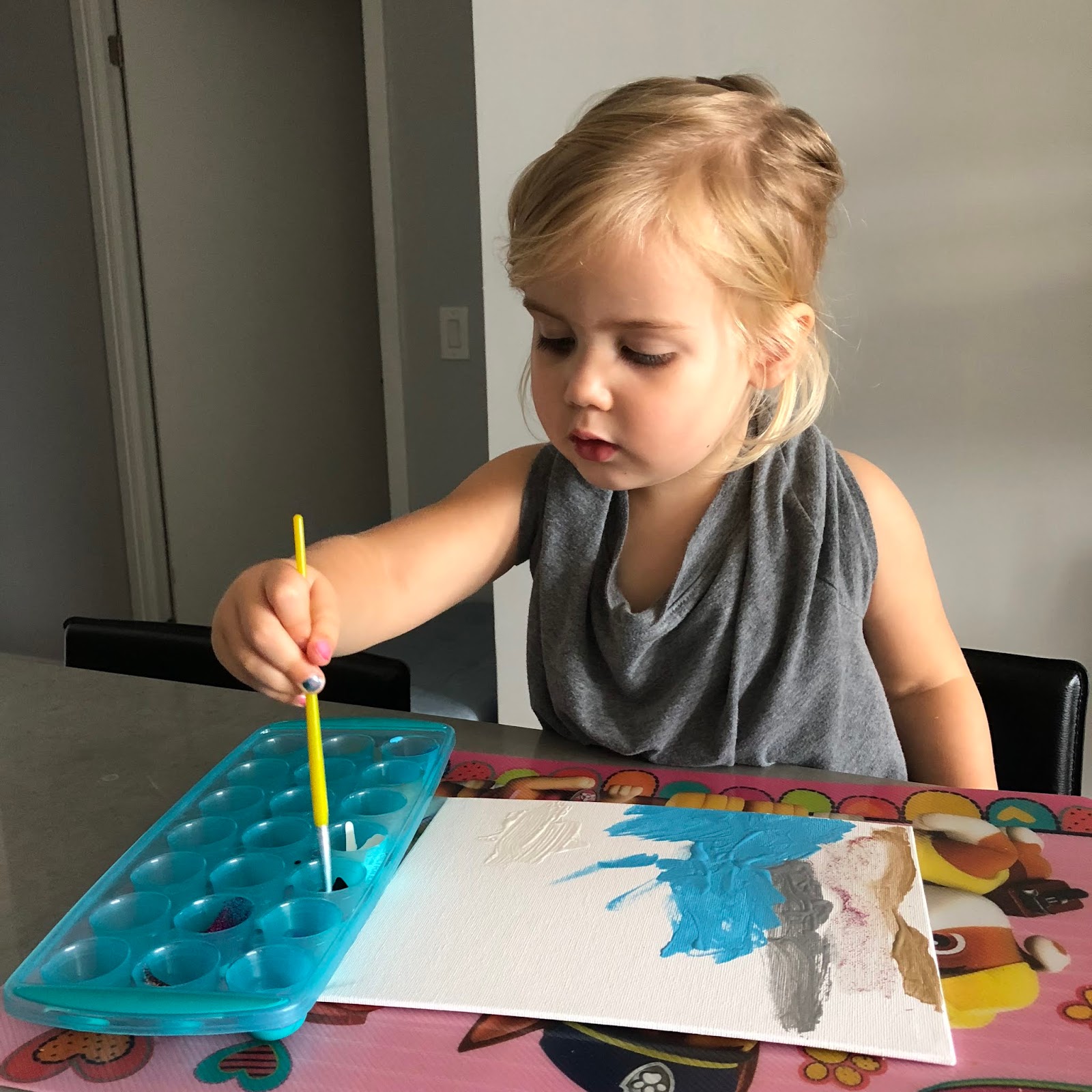 Easy At Home Preschooler Paint Station Plus Painting Smock DIY