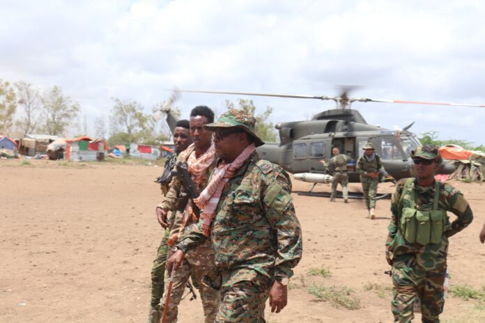 Soldiers who participated in the defeat of Al-Shabaab fighters in Udighli